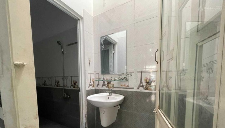 Bán nhà Quận 12, đường Lê Văn Khương, khu phố 5 Hiệp Thành, Quận 12. 58 m2 ( 4x17). 5 Tỷ 450 triệu.