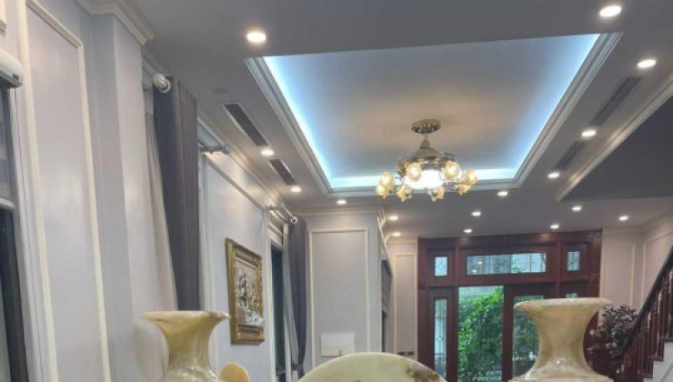 Cần bán nhanh biệt thự SL 122,5m2, vị trí đẹp và hoàn thiện tỉ mỉ và đẹp chất lượng, tại VinhomesTL