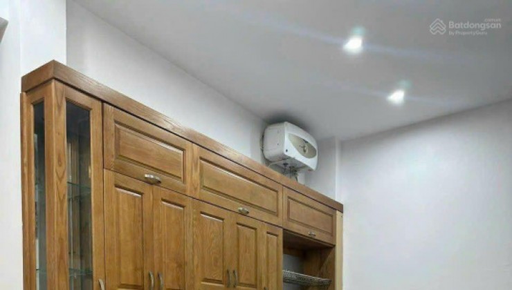 Nhà Trịnh Đình Trọng, Tân Phú, Nhà Đẹp Ở Nga, 50m2, 3  tầng, 3PN, Chỉ 4 tỷ