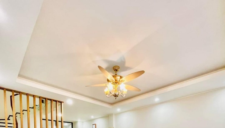 Liền Kề Cao Cấp Quận Hai Bà Trưng, Phố Trương Định, 95m x 5T, Giá hơn 28 tỷ
