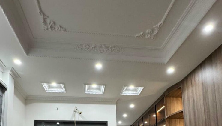 NHÀ MỚI CĂN GÓC, CHỦ XÂY TÂM HUYẾT BÁT KHỐI