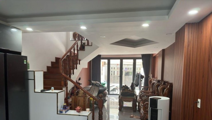 - F.TÂN QUY - QUẬN 7 - NHỈNH 4 TỶ 3 TẦNG - MẶT TIỀN ĐƯỜNG VỊ TRÍ ĐẮC ĐỊA -VỪA Ở VỪA KINH DOANH