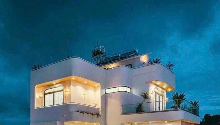 Bán villa đối diện thung lũng tình yêu phường 8 Đà Lạt