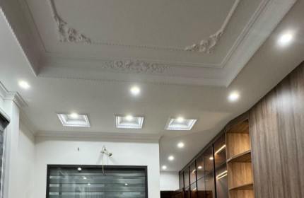 NHÀ MỚI CĂN GÓC, CHỦ XÂY TÂM HUYẾT BÁT KHỐI