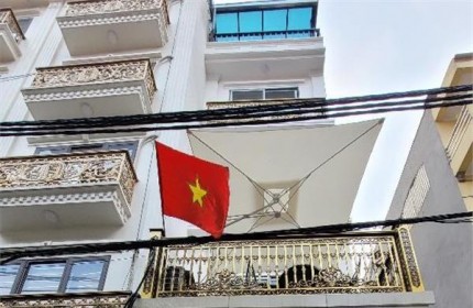 Bán nhà 7 tầng, Thanh Xuân, Hà Nội. DT 50m2, có thang máy. Giá chào nhỉnh 12 tỷ có thương lượng