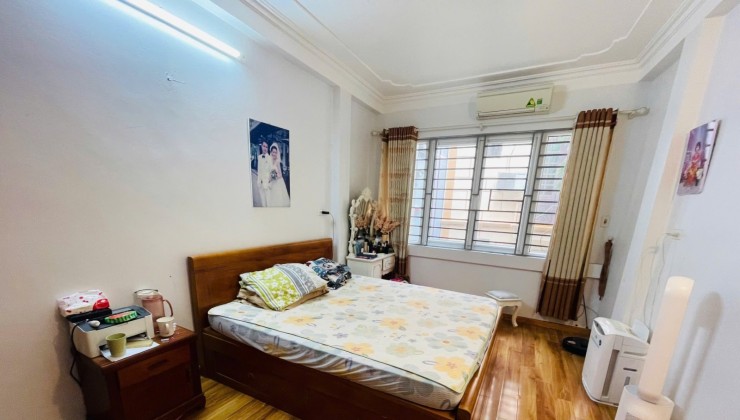 Bán Nhà Trương Định, Hai Bà Trưng, Giá: 6 tỷ, 65m²