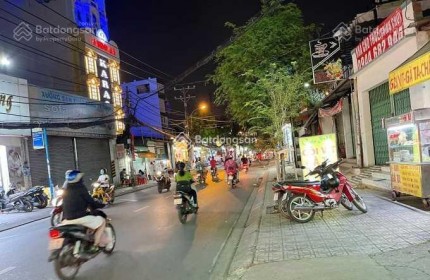 Bán MT Nguyễn Văn Quá vị trí siêu đẹp, 2 tầng, DT: 5x25m, HĐ thuê 35 triệu/th, giá chỉ: 11,9 tỷ TL