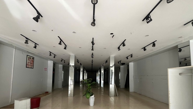 Cho thuê mặt bằng đường Bà Triệu, 350m², vị trí đắc địa, phù hợp thương hiệu lớn