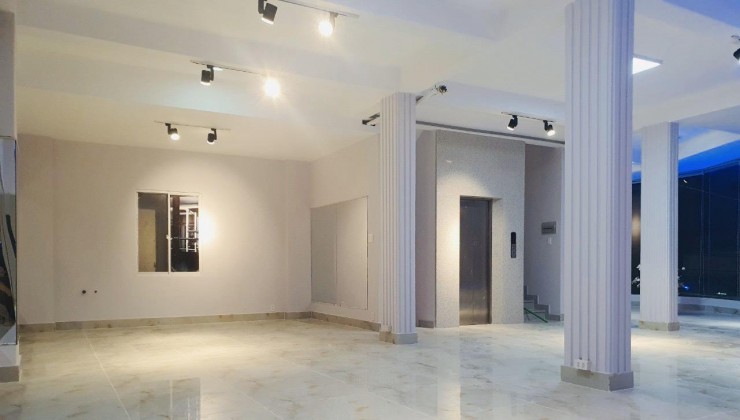 ***Bán nhà khu K300 Tân Bình; góc 2MT Trương Hoàng Thanh; 9*16; 3 lầu