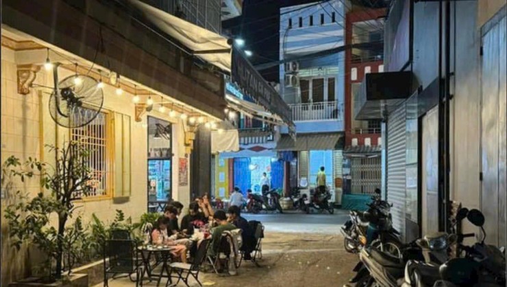 Sang quán cafe góc 2 mt đường lớn vị trí đắc địa Bình Tân