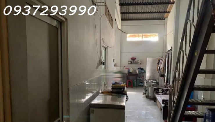 Mặt tiền 712 Kinh Dương Vương khu vực kinh doanh sầm uất diện tích 200.8m²