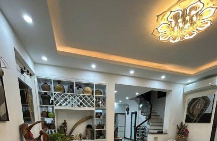 Mặt phố Ba Đình - ô tô tránh - kinh doanh đỉnh cao - 60m chỉ 15 tỷ