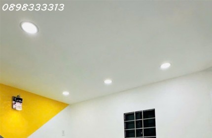 Cho nữ thuê phòng 2,5tr, 20m2, phòng ở được 2 người. Phòng nằm đường mặt tiền Văn Cao, an ninh 24/7