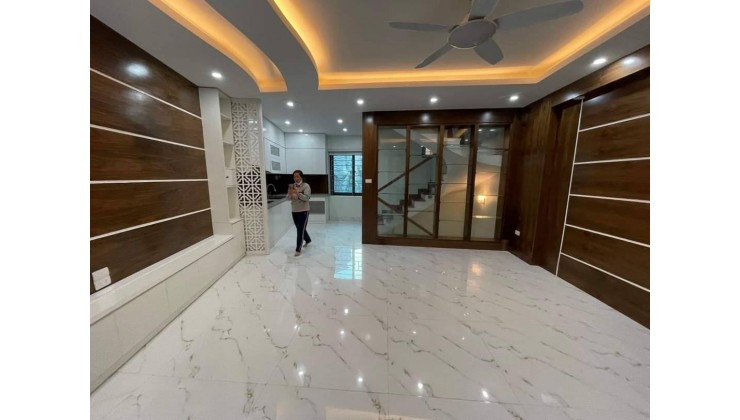 Bán Nhà Xuân La, Tây Hồ.41m2, 6 tầng, gara oto.mt 5m, 11.9 tỷ