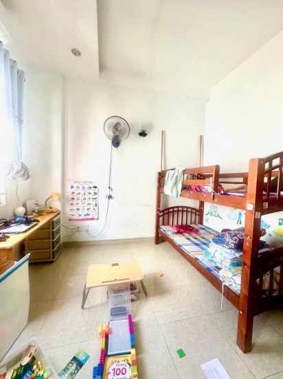 Nhà Vip 2MT hxh thông tứ phía,4 tầng BTCT(5PN,4WC)f14,GV.xung quanh kinh doanh sầm uất