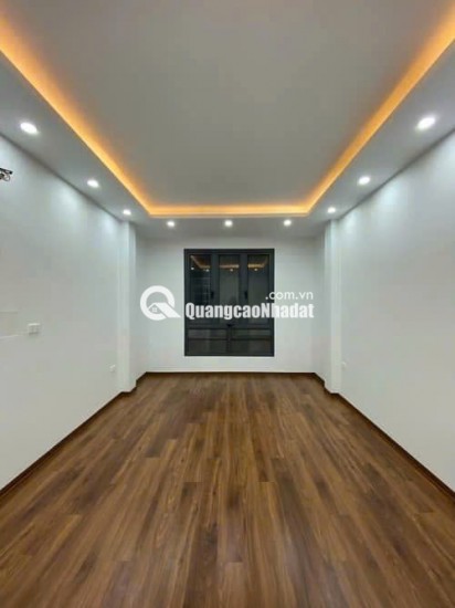 Bán nhà mới đẹp dt 52m2, 5 tầng, mỗi tầng 2 phòng, phố Yên Lãng thông Thái Thịnh, 10m ra đường ô tô tránh, giá đầu tư.