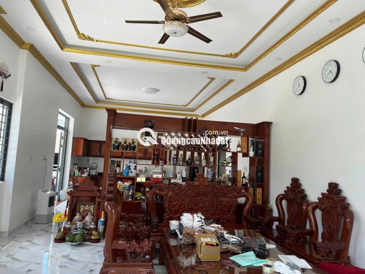 Chính chủ bán căn biệt thự và xưởng may Tại Trung Hòa, Chợ Gạo