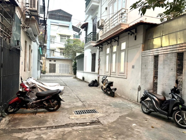 VỊ TRÍ ĐỈNH-2 OTO TRÁNH-VÀO NHÀ-PHỐ VIP-LÂM DU-BỒ ĐỀ-LONG BIÊN-BÁN NHÀ 12,5 TỶ/50M2/4T.