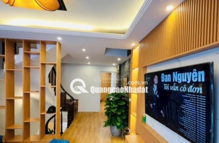 Cần bán gấp nhà riêng phố Kim Mã, Ba Đình, Hà Nội 5 tầng full nội thất giá rẻ