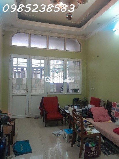 Bán gấp nhà 50m², 4 tầng tại Hào Nam - Giá  8.5 tỷ