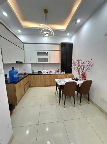 BÁN NHÀ TRUNG TÂM QUÂN THANH XUÂN Ô TÔ ĐỖ CỬA - MẶT NGÕ THÔNG - KINH DOANH SIÊU ĐỈNH - NHÀ MỚI Ở NGAY 37M x 5 TẦNG GIÁ CHÀO HƠN 10 TỶ