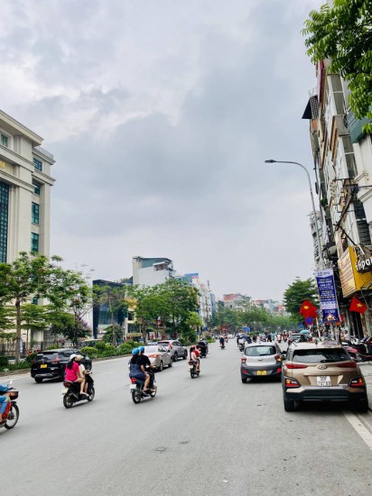 Bán nhanh mặt phố siêu VIP Chùa Bộc-Đống Đa MT6m 4T kinh doanh đỉnh-vỉa hè rộng 39,5 tỷ.