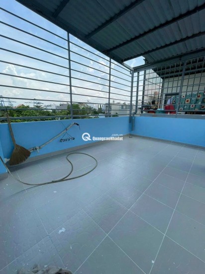 Cần bán gấp Nhà Phú Hữu, Q.9. DT:110,7 m2, 3PN chỉ 4,25tỷ