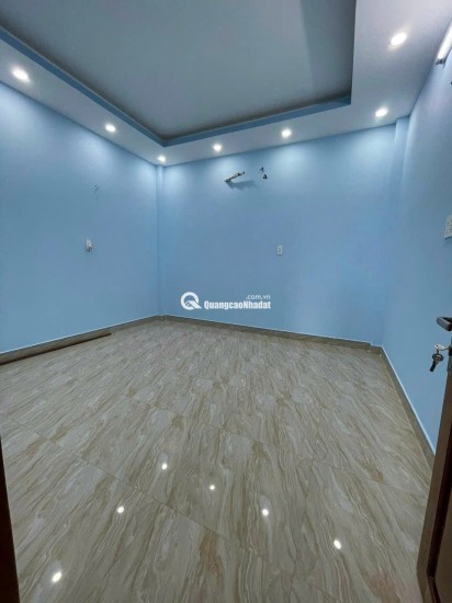 Cần bán gấp Nhà Phú Hữu, Q.9. DT:110,7 m2, 3PN chỉ 4,25tỷ