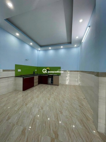 Cần bán gấp Nhà Phú Hữu, Q.9. DT:110,7 m2, 3PN chỉ 4,25tỷ