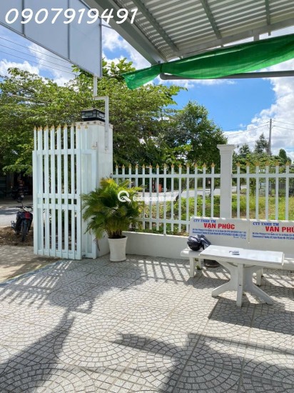 BÁN GẤP CỬA HÀNG MẶT TIỀN NGUYỄN VĂN QUY - CẦN THƠ - 2.8 TỶ - 270M2 - SỔ HỒNG