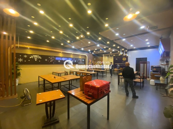 Cho thuê Mặt bằng lô góc làm nhà hàng, phòng khám, spa, thẩm mĩ,phòng trà...668m tại chân đế Mipec 229 Tây Sơn- Đống Đa- Hà Nội. LH/ 0866683628