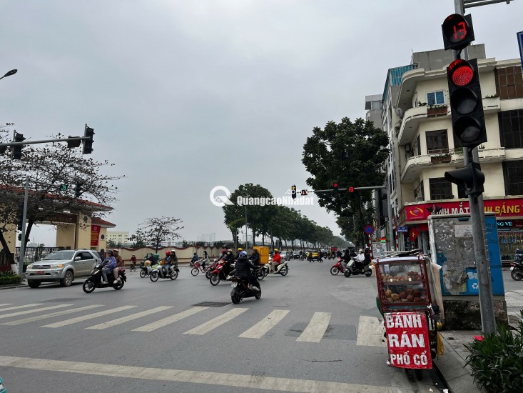 Bán Nhà Lê Trọng Tấn Thanh Xuân 30m x 5 Tầng Mới Đẹp Full Nội Thất Gần Ô TÔ Giá 6.8 Tỷ
