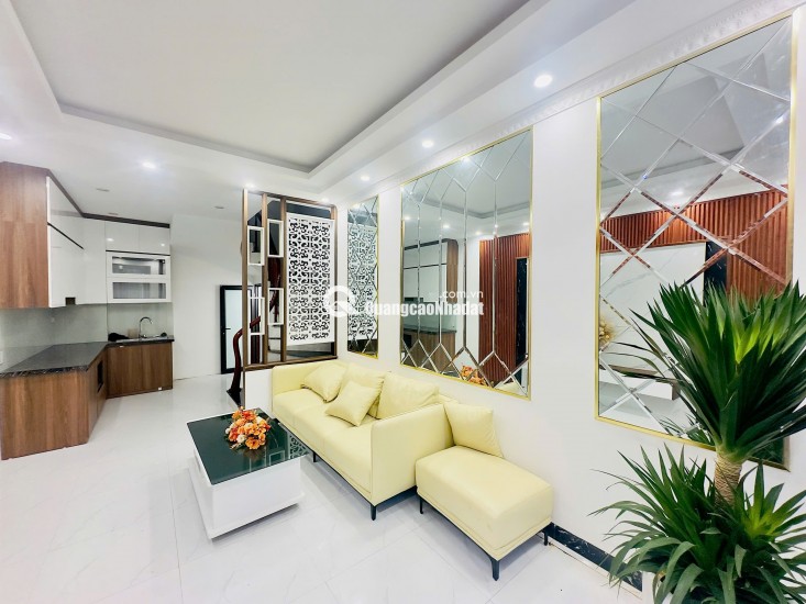 Bán Nhà Trung Tâm Quận Hoàng Mai - Diện Tích 35m2, Giá Chỉ Hơn 5 Tỷ!