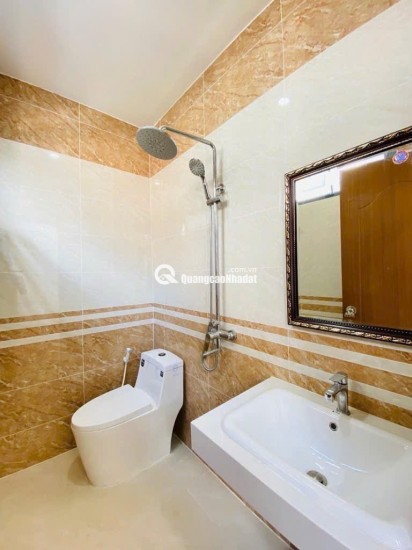 Chính chủ bán nhà sổ hồng riêng giá rẻ Quận 1  chỉ 8 tỷ dòng tiền 30tr/th