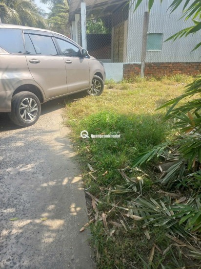 Bán đất Bến Tre 101m có thổ cư đường ô tô liền kề trung tâm tp