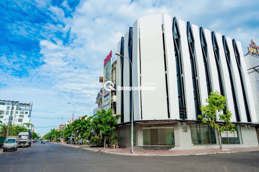 Cho thuê tòa nhà 2MT Đặng Thai Mai-Trương Hán Siêu, 6 tầng, Ngay sát Lotte Mart, Phan Thiết, DTSD 1.465m²