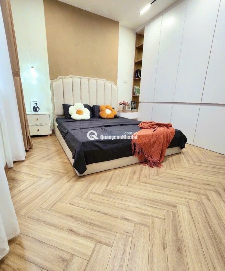 Bán nhà 5 tầng lô góc phố Bạch Mai .Nhà đẹp ở ngay thiết kế hiện đại tối ưu công năng sử dụng.Giá 8,2 tỷ