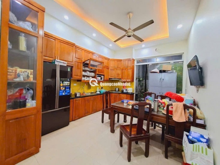MÌNH CẦN BÁN NHÀ Ở HÀ ĐÔNG 4 tầng, 3 PN. giá 19. x Tỷ