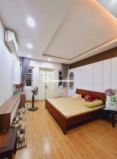 MÌNH CẦN BÁN NHÀ Ở HÀ ĐÔNG 4 tầng, 3 PN. giá 19. x Tỷ