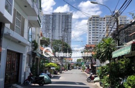 Bán nhà MẶT TIỀN - Đường 50, Quận 4, GIÁ 4.42 tỷ