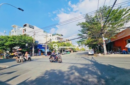 B@n nhà 4 tầng 5x16m ô tô đậu cửa đường Lâm văn bền trung tâm Q7, chỉ có 9 tỏi nhỏ.