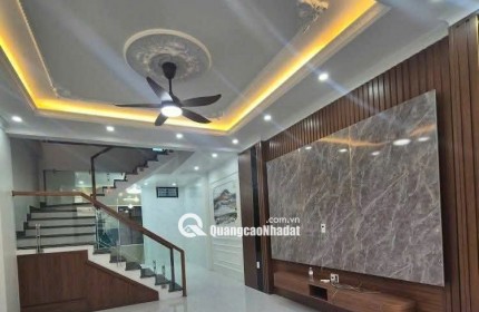 BÁN NHÀ  PHẠM VĂN ĐỒNG,  KINH DOANH SẦM UẤT DÒNG TIỀN TỐT 56M2. 11.5TY. VÕ CHÍ CÔNG,PHẠM VĂN ĐỒNG, NGUYỄN HOÀNG TÔN, TRẦN CUNG, CỔ NHUẾ