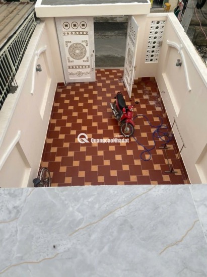 BÁN NHÀ MẶT TIỀN LÊ VĂN VIỆT - 3 TẦNG, 3PN, 4WC - NHỈNH 8 TỶ (TL)