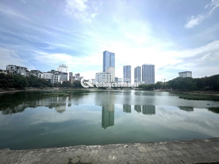 Bán nhà mặt phố Phạm Huy Thông, 49m², 31.5 tỷ, sổ đỏ