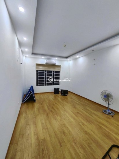 MỸ ĐÌNH – NHÀ ĐẸP KHỎI BÀN – NỘI THẤT HỊN – Ô TÔ THẲNG TIẾN