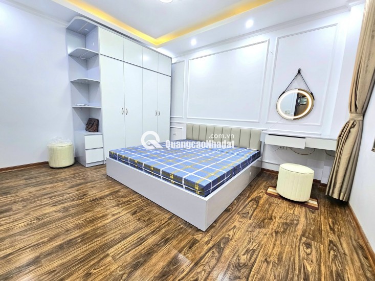 Nhà 6 tầng Hồ Tùng Mậu - Lô Góc - Dân Xây - Ngõ trước nhà 3,5m - Full nội thất
