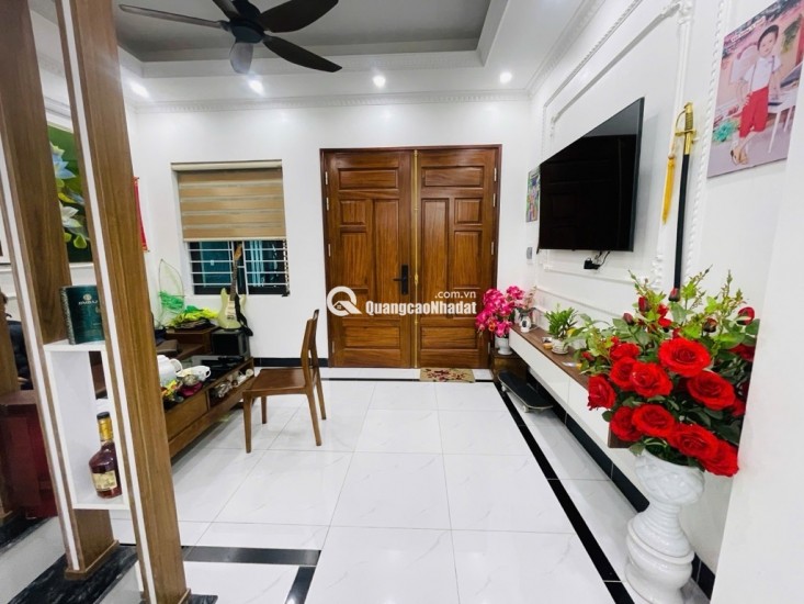 CẦN BÁN GẤP nhà ngõ thông, phố Trịnh Văn Bô, ô tô gần, kinh doanh, 46m x 5T, chỉ 5.1 tỷ, full NT, ở sướng
