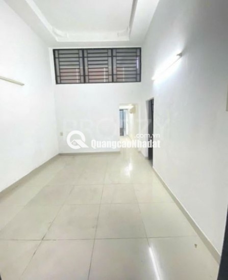 HÓC MÔN -  NHÀ NHỎ SAU LƯNG BẾN XE AN SƯƠNG - GIÁP TÂN BÌNH - NGANG 4M - 59M2 - NHỈNH 4 TỶ