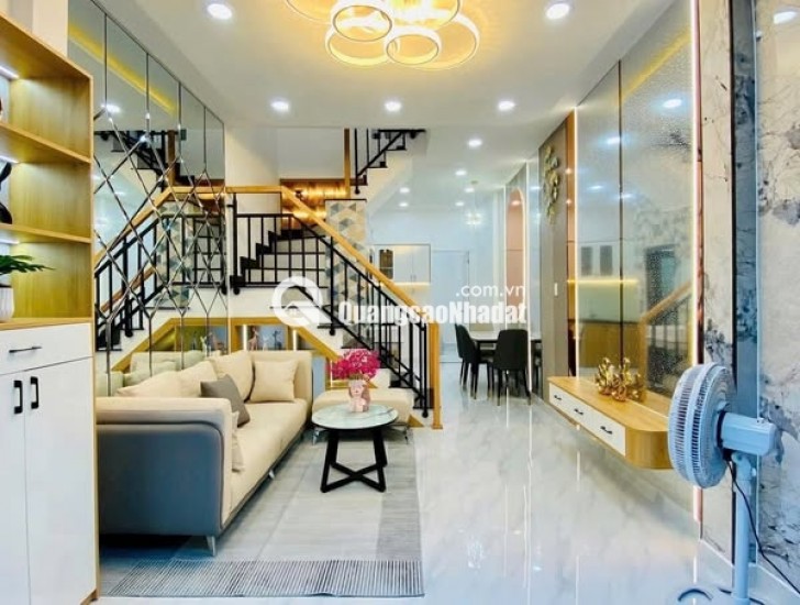 NHÀ PHỐ KHU TRUNG TÂM - GÒ VẤP