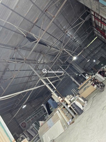 Bán nhà xưởng 908 m2 mặt đường vành đai 4 tiện kinh doanh, vỉa hè 10m